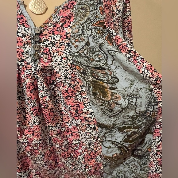 Caffé Marrakesh Floral V-Neck Peasant Blouse, size Medium - Picture 4 of 8